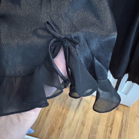 NWOT, GORGEOUS, Oscar de la Renta-Fine Label Black Nightgown & Robe. NEVER WORN - Picture 11 of 16